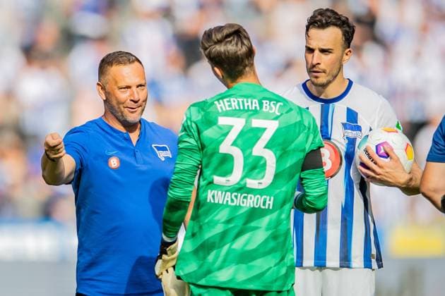 2. Fussball Bundesliga, Hertha BSC vs Eintracht Braunschweig. Berlin, 17.09.2023 Pal Dardai (Trainer Hertha BSC), Robert Kwasigroch (Hertha BSC, 33), Haris Tabakovic (Hertha BSC, 25) 2. Fussball Bundesliga, Hertha BSC vs Eintracht Braunschweig, Olympiastadion, Berlin, 17.09.2023 DFL REGULATIONS PROHIBIT ANY USE OF PHOTOGRAPHS AS IMAGE SEQUENCES AND OR QUASI-VIDEO. Copyright: xBEAUTIFULxSPORTS LucianoxLimax
