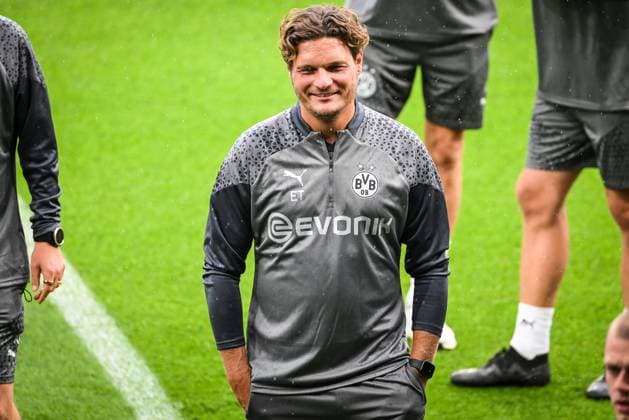 September 18, 2023, Paris, France, France: Edin TERZIC of Borussia Dortmund during a Borussia Dortmund training session at Parc des Princes Stadium on September 18, 2023 in Paris, France. Paris France - ZUMAm308 20230918_zsp_m308_027 Copyright: xMatthieuxMirvillex