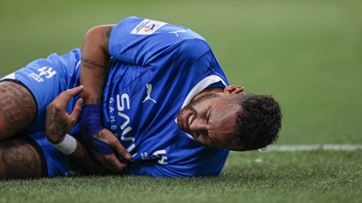 AFC Champions League 2023-24 MD1 Neymar JR of Al-Hilal SFC (KSA) lies on the field after being tackled by a player of PFC Navbahor (UZB) during their Match Day 1 of the AFC Champions League 2023-24 at the King Fahd International Stadium on September 18, 2023 in Riyadh, Saudi Arabia. Riyadh King Fahd International Stadium Kingdom of Saudi Arabia  Copyright: xStrignerx 2023.09.19_PSI03215_SRA_0000788