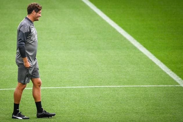 September 18, 2023, Paris, France, France: Edin TERZIC of Borussia Dortmund during a Borussia Dortmund training session at Parc des Princes Stadium on September 18, 2023 in Paris, France. Paris France - ZUMAm308 20230918_zsp_m308_072 Copyright: xMatthieuxMirvillex