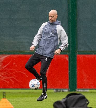 Football - UEFA Champions League - Group A - FC Bayern Munich v Manchester United, ManU FC - MD-1 MANCHESTER, ENGLAND - Tuesday, September 19, 2023: Manchester United s manager Erik ten Hag during a training session at Carrington ahead of the UEFA Champions League Group A match between FC Bayern Munich FC and Manchester United FC. MANCHESTER Carrington GREATER MANCHESTER ENGLAND  Copyright: xDavidxRawcliffex P2023-09-19-Bayern_Man_Utd_MD-1-24
