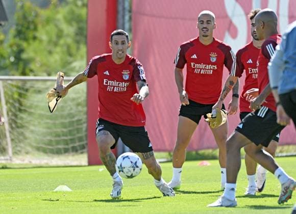 SOCCER - UEFA CL, Benfica vs RBS LISBON,PORTUGAL,19.SEP.23 - SOCCER - UEFA Champions League, group stage, SL Benfica vs Red Bull Salzburg, preview, training Benfica. Image shows Angel Di Maria (Benfica).  GEPAxpictures xZedxJameson