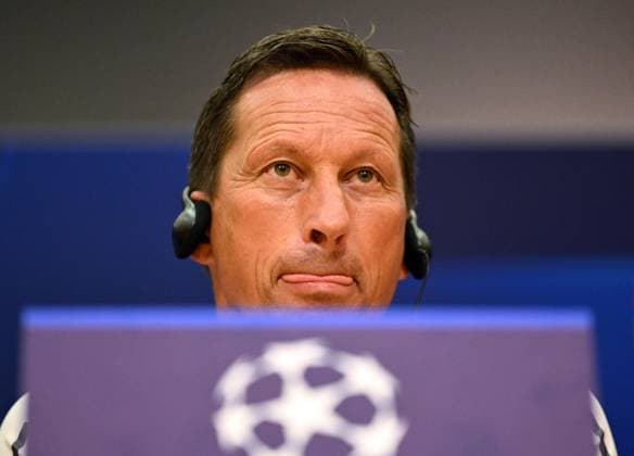SOCCER - UEFA CL, Benfica vs RBS LISBON,PORTUGAL,19.SEP.23 - SOCCER - UEFA Champions League, group stage, SL Benfica vs Red Bull Salzburg, preview, press conference, PK, Pressekonferenz Benfica. Image shows head coach Roger Schmidt (Benfica).  GEPAxpictures xZedxJameson