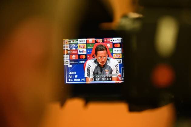 SOCCER - UEFA CL, Benfica vs RBS LISBON,PORTUGAL,19.SEP.23 - SOCCER - UEFA Champions League, group stage, SL Benfica vs Red Bull Salzburg, preview, press conference, PK, Pressekonferenz Benfica. Image shows head coach Roger Schmidt (Benfica) on a display.  GEPAxpictures xZedxJameson