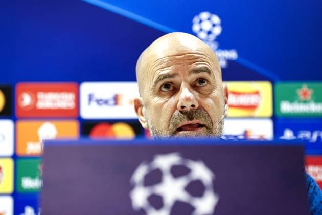 LONDON - PSV Eindhoven coach Peter Bosz during the press conference, PK, Pressekonferenz ahead of the UEFA Champions League match against Arsenal FC at the Emirates Stadium on September 19, 2023 in London, United Kingdom. ANP MAURICE VAN STEEN UEFA Champions League MD-1 2023 2024 xVIxANPxSportx xxANPxIVx 478704100 originalFilename: 478704100.jpg