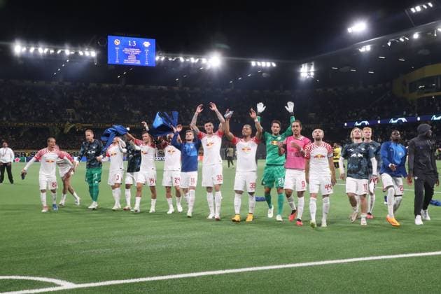 Bern - RB Leipzig Champions League Bern, 19.09.2023, Wankdorf Stadion, Fussball , UEFA Champions League, Gruppe G , 1. Spieltag, Young Boys Bern vs. RB Leipzig , Im Bild: Siegjubel RB Leipzig . , Foto nur zur redaktionellen Nutzung bestimmt! . , UEFA regulations prohibit any use of photographs as image sequences and or quasi-video ,