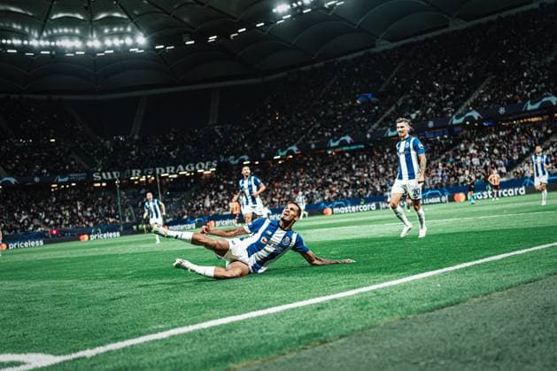 Fußball Herren Saison 2023 2024 Champions League Gruppe H 1. Spieltag Shakhtar Donetsk (UKR) vs. FC Porto (PRT) 19.09.2023 Galeno ( 13, FC Porto) jubelt über sein Tor Hamburg Volksparkstadion Hamburg Deutschland
