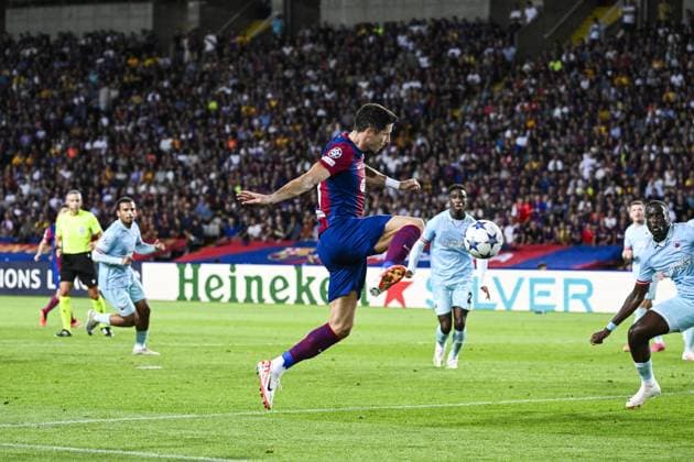Barcelona s Robert Lewandowski scores a goal during a soccer game between Spanish FC Barcelona, Barca and Belgian Royal Antwerp FC, on Tuesday 19 September 2023 in Barcelona, Spain, on day 1 of the Champions League group stage, in group H. TOM GOYVAERTS TomxGoyvaerts  x74451603x