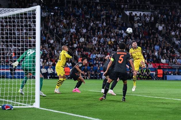 19.09.2023, Fussball, Saison 2023 2024, UCL, UEFA Champions League, Gruppenphase, 1. Spieltag, Paris St. Germain - Borussia Dortmund, Mats Hummels (Borussia Dortmund), Paris Parc de Princes Frankreich xRHR-FOTO DEx Copyright: TeresaxKröger RHR-FOTOx RHR-FOTO DE