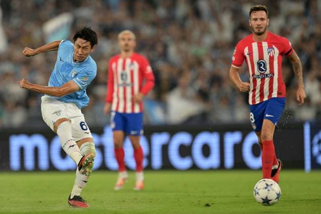 Foto Alfredo Falcone LaPresse 19 Settembre 2023 - Roma, Italia - calcio - Lazio vs Atletico Madrid - Champions League 20223 2024 - Fase a gironi Gruppo E - Stadio Olimpico. Nella foto: Daichi Kamada (SS Lazio) Foto Alfredo Falcone LaPresse SEPTEMBER 19, 2023 Rome, Italy - sport, soccer - Lazio vs Club Atl& xe9;tico de Madrid - Champions League 20223 2024 - Group Stage Group E - Olimpic Stadium. In the pic: Daichi Kamada (SS Lazio)  Copyright: xAlfredoxFalcone LaPressex