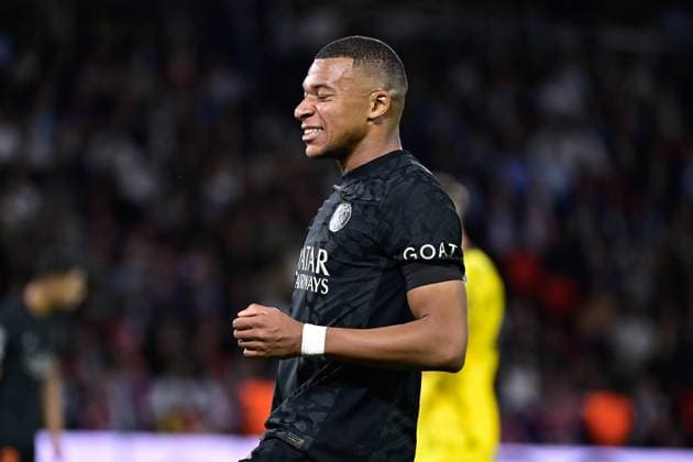 Attitude de Kylian Mbappe ( 7 - PSG ) - FOOTBALL : Paris Saint Germain vs Borussia Dortmund - Ligue des Champions - 19 09 2023 FedericoPestellini Panoramic 