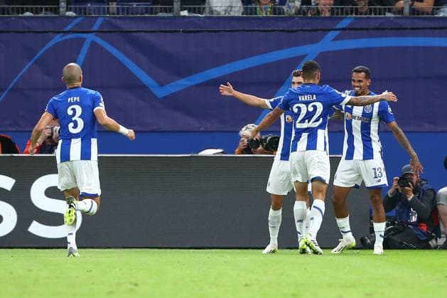 Hamburg, Deutschland 19. September 2023: Champions League - 2023 2024 - Shakhtar Donezk vs. FC Porto Im Bild: Galeno (Porto, 13) Jubel, jubelt, Torjubel Volksparkstadion Hamburg Copyright: xFotostandx xTaegerx