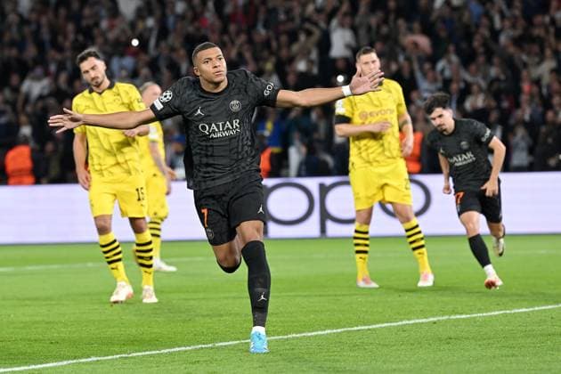 Paris, Parc des Princes, 19.09.23, GER, Herren, UEFA Champions League, Saison 2023-2024, Paris Saint Germain - Borussia Dortmund Bild: Kylian MBAPPE (Paris) jubelt nach seinem Tor zum 1:0 Only for editorial use! UEFA regulations prohibit any use of photographs as image sequences and or quasi-video. Frankreich
