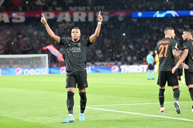 Paris, Parc des Princes, 19.09.23, GER, Herren, UEFA Champions League, Saison 2023-2024, Paris Saint Germain - Borussia Dortmund Bild: Kylian MBAPPE (Paris) jubelt nach seinem Tor zum 1:0 Only for editorial use! UEFA regulations prohibit any use of photographs as image sequences and or quasi-video. Frankreich