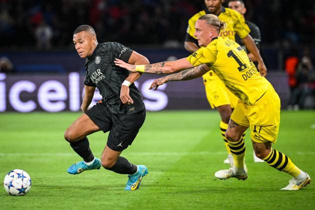 September 19, 2023, Paris, France, France: Kylian MBAPPE of PSG and Marius WOLF of Borussia Dortmund during the UEFA Champions League group F match between Paris Saint-Germain and Borussia Dortmund at Parc des Princes Stadium on September 19, 2023 in Paris, France. Paris France - ZUMAm308 20230919_zsp_m308_004 Copyright: xMatthieuxMirvillex