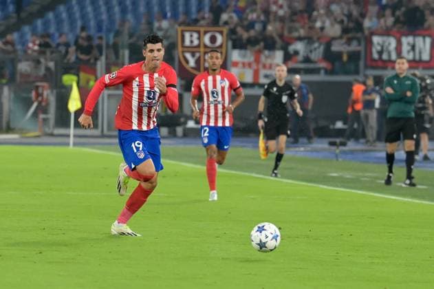 IPP20230919 Football - soccer: UEFA Champions League 2023 2024, S.S. Lazio - Atletico Madrid, alvaro Morata in azione palla al piede (Verwendung nur in Deutschland - GERMANY ONLY) *** IPP20230919 Football soccer UEFA Champions League 2023 2024, S S Lazio Atletico Madrid, alvaro Morata in azione palla al piede Use only in Germany GERMANY ONLY 