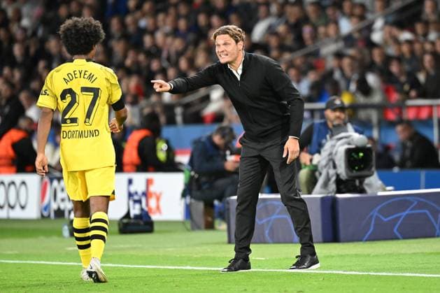 Paris, Parc des Princes, 19.09.23, GER, Herren, UEFA Champions League, Saison 2023-2024, Paris Saint Germain - Borussia Dortmund Bild: v.li. Karim ADEYEMI (Dortmund) und Trainer Edin TERZIC (Dortmund) Only for editorial use! UEFA regulations prohibit any use of photographs as image sequences and or quasi-video. Frankreich