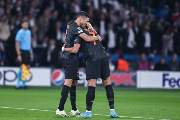 19.09.2023, Fussball, Champions League, 1. Spieltag, Saison 2023 2024, Paris St. Germain - Borussia Dortmund, Achraf Hakimi (Paris St. Germain) freut sich über das Tor zum 2:0 mit der Mannschaft. xRHR-FOTO TKx Copyright: RHR-FOTOx RHR-FOTO TK