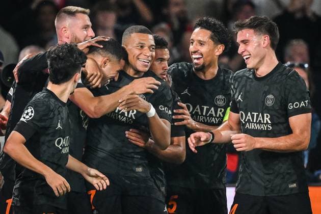 September 19, 2023, Paris, France, France: Achraf HAKIMI of PSG celebrate his goal with teammates during the UEFA Champions League group F match between Paris Saint-Germain and Borussia Dortmund at Parc des Princes Stadium on September 19, 2023 in Paris, France. Paris France - ZUMAm308 20230919_zsp_m308_007 Copyright: xMatthieuxMirvillex