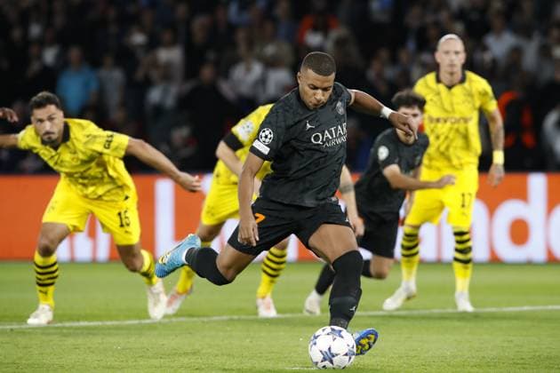But de Kylian Mbappe (PSG) FOOTBALL : Paris Saint Germain Vs Borussia Dortmund - Ligue des Champions - 19 09 2023 MichaelBaucher Panoramic 