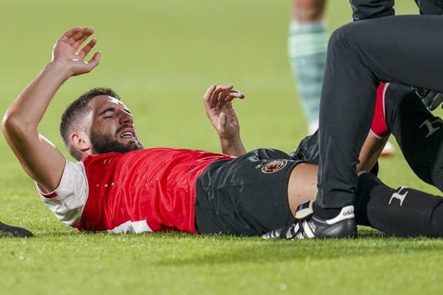 ROTTERDAM, 19Ã09-2023, Stadium Feijenoord De Kuip , Champions League , season 2023 2024, Feyenoord - Celtic , Feyenoord player Luka Ivanusec with an injury Feyenoord - Celtic  x22412875x Copyright: