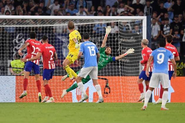 Ivan Provedel of SS Lazio scores the goal of 1-1 during the Champions League Group E football match between SS Lazio and Atletico Madrid at Olimpico stadium in Rome (Italy), September 19th, 2023. AntoniettaxBaldassarre