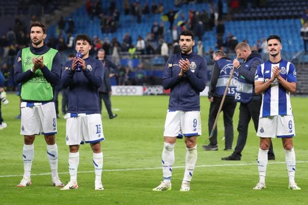 19.09.2023, xgox, Fussball UEFA Champions League, Schachtar Donezk - FC Porto emspor, v.l. Porto Jubel ueber den Sieg, Jubel nach Spielende (DFL DFB REGULATIONS PROHIBIT ANY USE OF PHOTOGRAPHS as IMAGE SEQUENCES and or QUASI-VIDEO) Hamburg