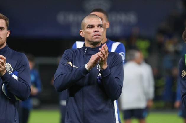 19.09.2023, xgox, Fussball UEFA Champions League, Schachtar Donezk - FC Porto emspor, v.l. Pepe (Porto, 3) Jubel ueber den Sieg, Jubel nach Spielende (DFL DFB REGULATIONS PROHIBIT ANY USE OF PHOTOGRAPHS as IMAGE SEQUENCES and or QUASI-VIDEO) Hamburg