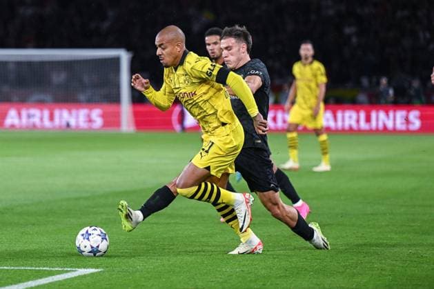 19.09.2023, Fussball, Champions League, 1. Spieltag, Saison 2023 2024, Paris St. Germain - Borussia Dortmund, Donyell Malen (Borussia Dortmund), Manuel Ugarte (Paris St. Germain) xRHR-FOTO TKx Copyright: RHR-FOTOx RHR-FOTO TK