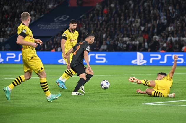 Paris, Parc des Princes, 19.09.23, GER, Herren, UEFA Champions League, Saison 2023-2024, Paris Saint Germain - Borussia Dortmund Bild: Achraf HAKIMI (Paris) macht das Tor zum 2:0 Only for editorial use! UEFA regulations prohibit any use of photographs as image sequences and or quasi-video. Frankreich