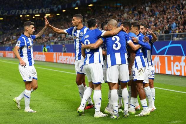 Fußball Herren Saison 2023-2024 UEFA Champions League 1. Spieltag I Schachtar Donezk - FC Porto I 19.09.2023 FC Porto jubelt. Hamburg Volksparkstadion Hamburg Deutschland Copyright: xLobecax xHenningxRohlfsx