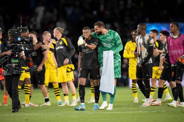 Champions League - PSG v Borussia Dortmund Gianluigi Donnarumma and Mbappe during the UEFA Champions League 1st round Group F football match between Paris Saint-Germain (PSG) and Borussia Dortmund (BVB) at the Parc des Princes stadium in Paris on September 19, 2023. Photo by Eliot Blondet ABACAPRESS.COM Paris France  Copyright: xBlondetxEliot ABACAx 868336_115 BlondetxEliot ABACAx 868336_115