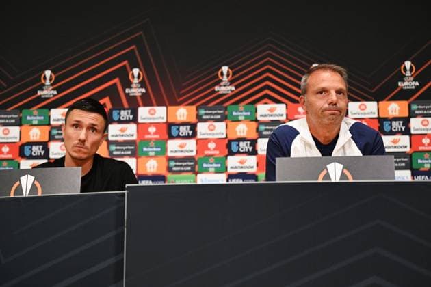 AMSTERDAM - Ajax coach Maurice Steijn and Steven Berghuis during the press conference, PK, Pressekonferenz of Ajax Amsterdam in the run-up to the Europa League match against Olympic Marseille in the Johan Cruijff ArenA on September 20, 2023 in Amsterdam, the Netherlands. ANP OLAF KRAAK UEFA Europa League MD-1 2023 2024 xVIxANPxSportx xxANPxIVx 478772765 originalFilename: 478772765.jpg