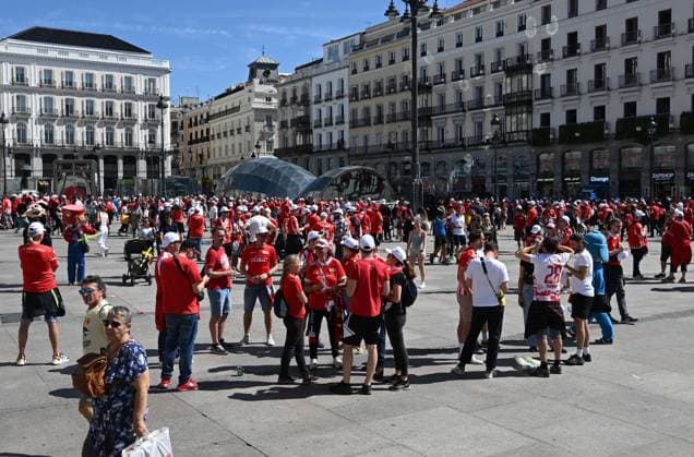 Fussball, Herren, Saison 2023 2024, Champions League (Gruppe C, 1. Spieltag), Real Madrid - 1. FC Union Berlin, Union-Fans in der Stadt am Puerta del Sol, 20.09. 2023, Copyright: xMatthiasxKochx