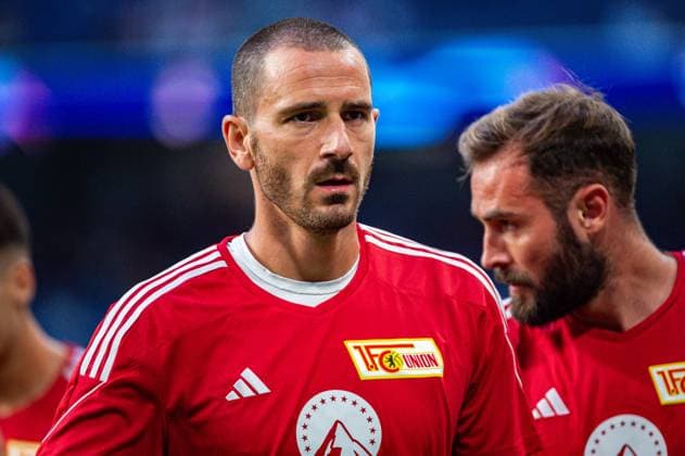 Champions League 23 24: Real Madrid vs Union Berlin Leonardo Bonucci (Union Berlin) during the warm up before football match between Real Madrid and Union Berlin valid for the matchday 01 of the Uefa Champions League played at Santiago Bernabeu stadium on September 20, 2023 in Madrid, Spain Madrid Estadio Santiago Bernabeu Madrid Spain Copyright: xAlbertoxGardinx AGardin_20230920_ChampionsLeague_RealMadrid_UnionBerlin_024