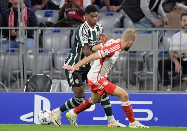 20.09.2023, xemx, Fussball UEFA Champions League, FC Bayern Muenchen - Manchester United, ManU emspor, v.l. Marcus Rashford (Manchester United), Konrad Laimer (FC Bayern Muenchen) Zweikampf, Aktion, action, battle for the ball (DFL DFB REGULATIONS PROHIBIT ANY USE OF PHOTOGRAPHS as IMAGE SEQUENCES and or QUASI-VIDEO) Muenchen