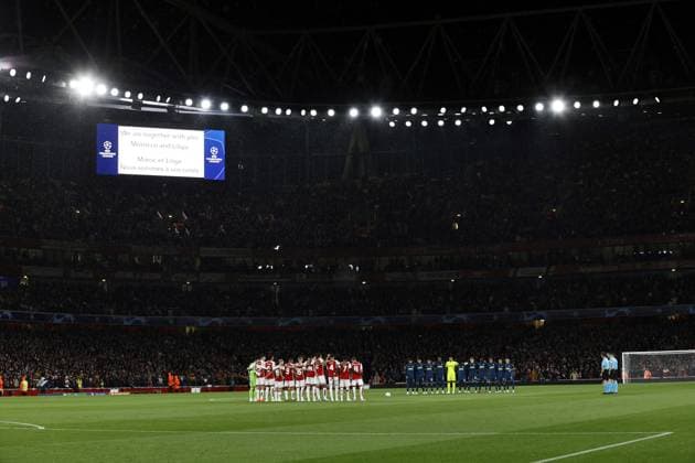 LONDON - Minute of silence in memory of the victims in Morocco and Libya during the UEFA Champions League match between Arsenal FC and PSV Eindhoven at the Emirates Stadium on September 20, 2023 in London, United Kingdom. ANP MAURICE VAN STEEN Group B - UEFA Champions League 2023 2024 xVIxANPxSportx xxANPxIVx 478798973 originalFilename: 478798973.jpg