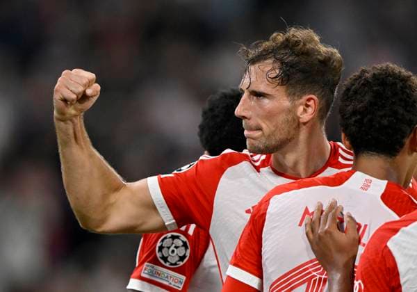 TOR zum 2:0 Serge Gnabry FC Bayern Muenchen FCB (07) Torjubel mit Leon Goretzka FC Bayern Muenchen FCB (08) Gestik Geste FC Bayern Muenchen FCB vs Manchester United, ManU ManUnited ManU Gruppenphase 20.09.2023 DFL REGULATIONS PROHIBIT ANY USE OF PHOTOGRAPHS AS IMAGE SEQUENCES AND OR QUASI-VIDEO FC Bayern Muenchen FCB vs Manchester United