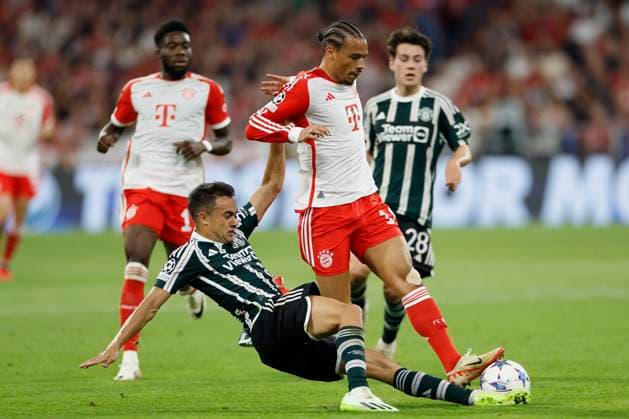 v. li. Sergio Reguilon Manchester United, ManU 15) und Leroy Sane (FC Bayern Muenchen, 10), Fussball, Uefa Champions League, Bayern München - Manchester United am 20.9.2023 in der Muenchner Allianz Arena. DFL REGULATIONS PROHIBIT ANY USE OF PHOTOGRAPHS AS IMAGE SEQUENCES AND OR QUASI-VIDEO. Copyright: HMBxMedia xHeikoxBecker
