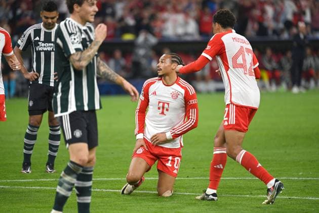 Torjubel Leroy SANE (Bayern Muenchen) mit Jamal MUSIALA (Bayern Muenchen) nach Tor zum 1-0,Aktion. Fussball Champions League Gruppenphase 1.Spieltag FC Bayern Muenchen Manchester United, ManU (ManU) am 20.09.2023, A L L I A N Z A R E N A.
