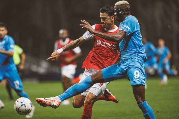 Andre Fonte, Victor Osimhen during UEFA Champions League 2023 24 game between SC Braga and SSC Napoli at Estadio Municipal de Braga, Braga, Portugal. (Maciej Rogowski) Braga Estadio Municipal de Braga Portugal Copyright: xMaciejxRogowskix braga-napoli-20-09-2023-full-17