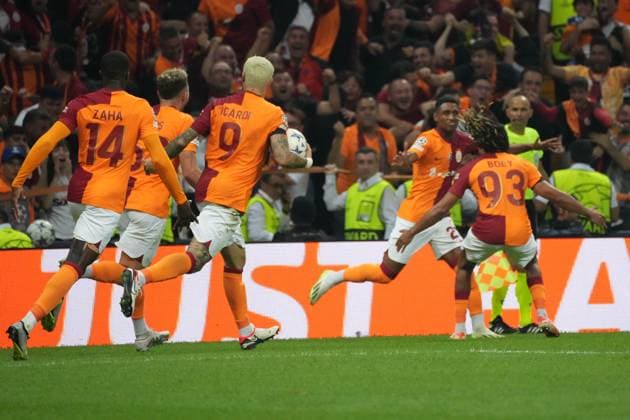 Mateus Cardoso Lemos Martins 20 ( Tete ) of Galatasaray celebrates after scoring the second goal of his team with teammates during the UEFA Champions League match between Galatasaray and F.C. Copenhagen at Ali Sami Yen Sports Complex Rams Park Arena on September 20, 2023 in Istanbul, Turkey. Istanbul Turkey Copyright: xSeskimPhotox Gsaray-Copenhagen-20923 (126)
