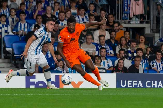 Real Sociedad vs Inter: Group D - UEFA Champions League Denzel Dumfries of FC Internazionale Milano and Ander Barrenetxea of Real Sociedad in action during the UEFA Champions League match between Real Sociedad and Inter at Reale Arena. Donostia (Spain). September 20, 2023. (Gari Garaialde Bostok Photo) Donostia Gipuzkoa Spain Editorial Use Only  Copyright: xGarikoitzxGaraialdex Bostok Photo GarixGaraialdex GG2309200130