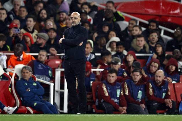 LONDON - PSV Eindhoven coach Peter Bosz during the UEFA Champions League match between Arsenal FC and PSV Eindhoven at the Emirates Stadium on September 20, 2023 in London, United Kingdom. ANP MAURICE VAN STEEN Group B - UEFA Champions League 2023 2024 xVIxANPxSportx xxANPxIVx 478808417 originalFilename: 478808417.jpg