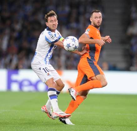 Partido de la Liga de Campeones entre la Real Sociedad y el Inter. En la imagen, Oyarzabal. Champions League match between Real Sociedad and Inter. In this picture, Oyarzabal. JOSUNExMTZ.xDExALBENIZ  ecommerceFotos eCommerce2-141285378 1