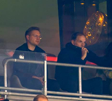 20.09.2023, Fussball UEFA Championsleague 2023 2024: 1.Spieltag Vorrunde, FC Bayern München - Manchester United, ManU in der Allianz-Arena München. Trainer Thomas Tuchel (re, FC Bayern München) muss das Spiel aus einer Loge verfolgen wegen dem Platzverweis im Viertelfinale letzte Saison.
