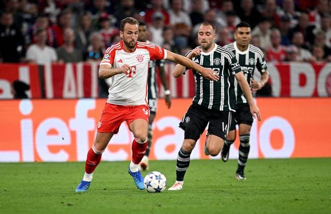 FUSSBALL CHAMPIONS LEAGUE SAISON 2023 2024 Vorrunde Gruppe A 1. Spieltag FC Bayern Muenchen - Manchester United, ManU FC 20.09.2023 Harry Kane (li, FC Bayern Muenchen) gegen Christian Eriksen (re, Manchester United FC)