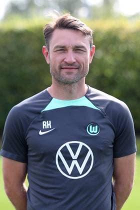 VfL Wolfsburg Wolfsburg, 20.09.2023, FUßBALL - VfL Wolfsburg, 1. Bundesliga, Saison 2023 24. Fototermin, Co-Trainer Robert Kovac (VfL Wolfsburg) Wolfsburg