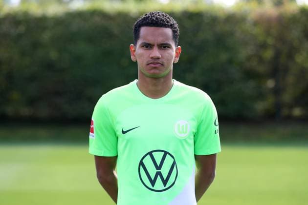 VfL Wolfsburg Wolfsburg, 20.09.2023, FUßBALL - VfL Wolfsburg, 1. Bundesliga, Saison 2023 24. Fototermin, RogÃ rio (VfL Wolfsburg) Wolfsburg