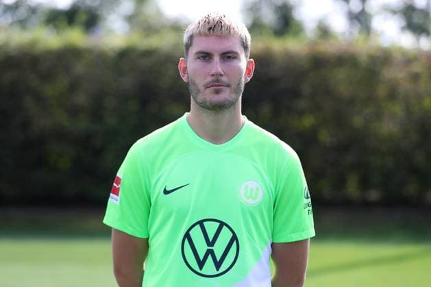 VfL Wolfsburg Wolfsburg, 20.09.2023, FUßBALL - VfL Wolfsburg, 1. Bundesliga, Saison 2023 24. Fototermin, Jonas Wind (VfL Wolfsburg) Wolfsburg